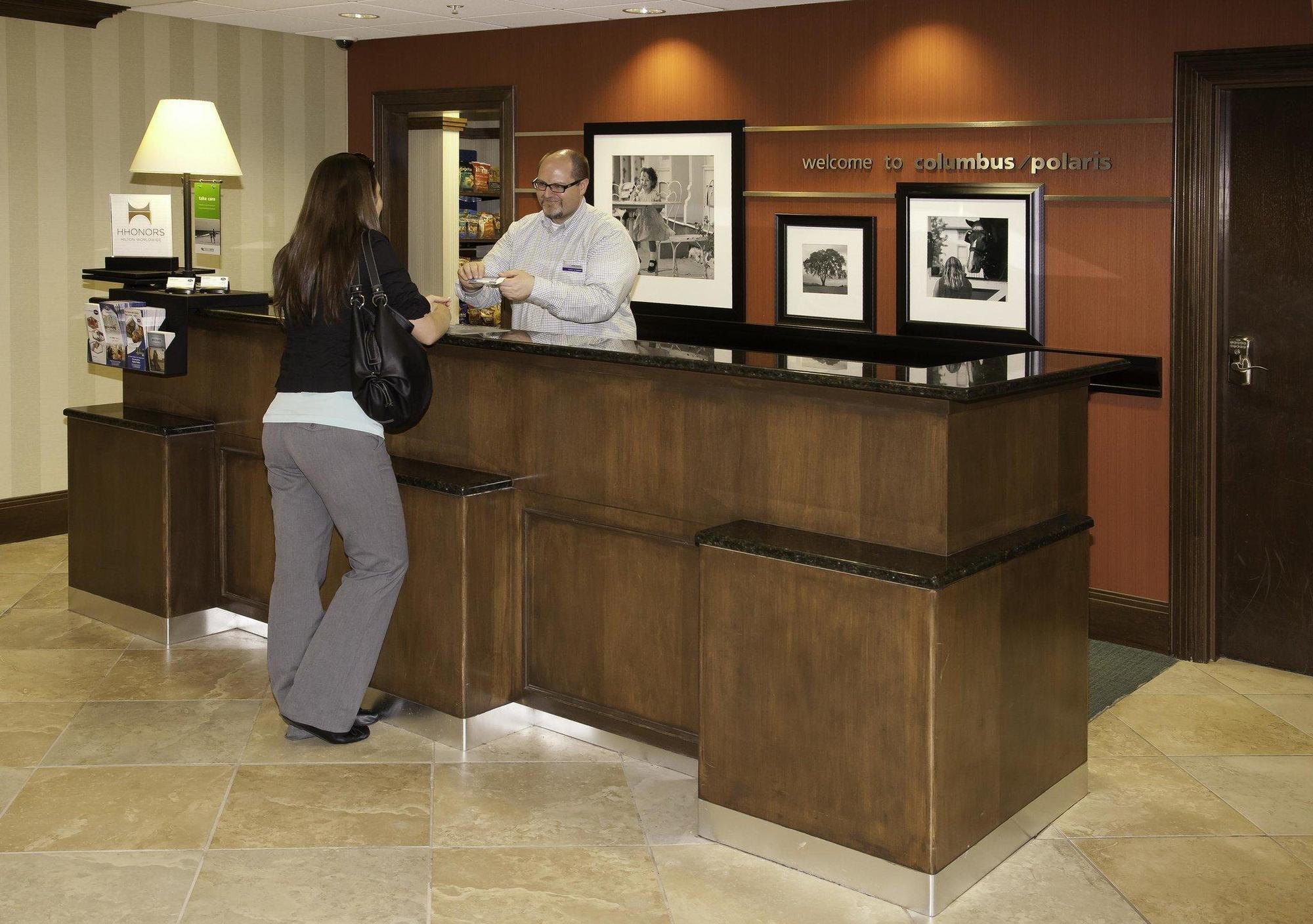 Hampton Inn & Suites Columbus Polaris Exterior photo